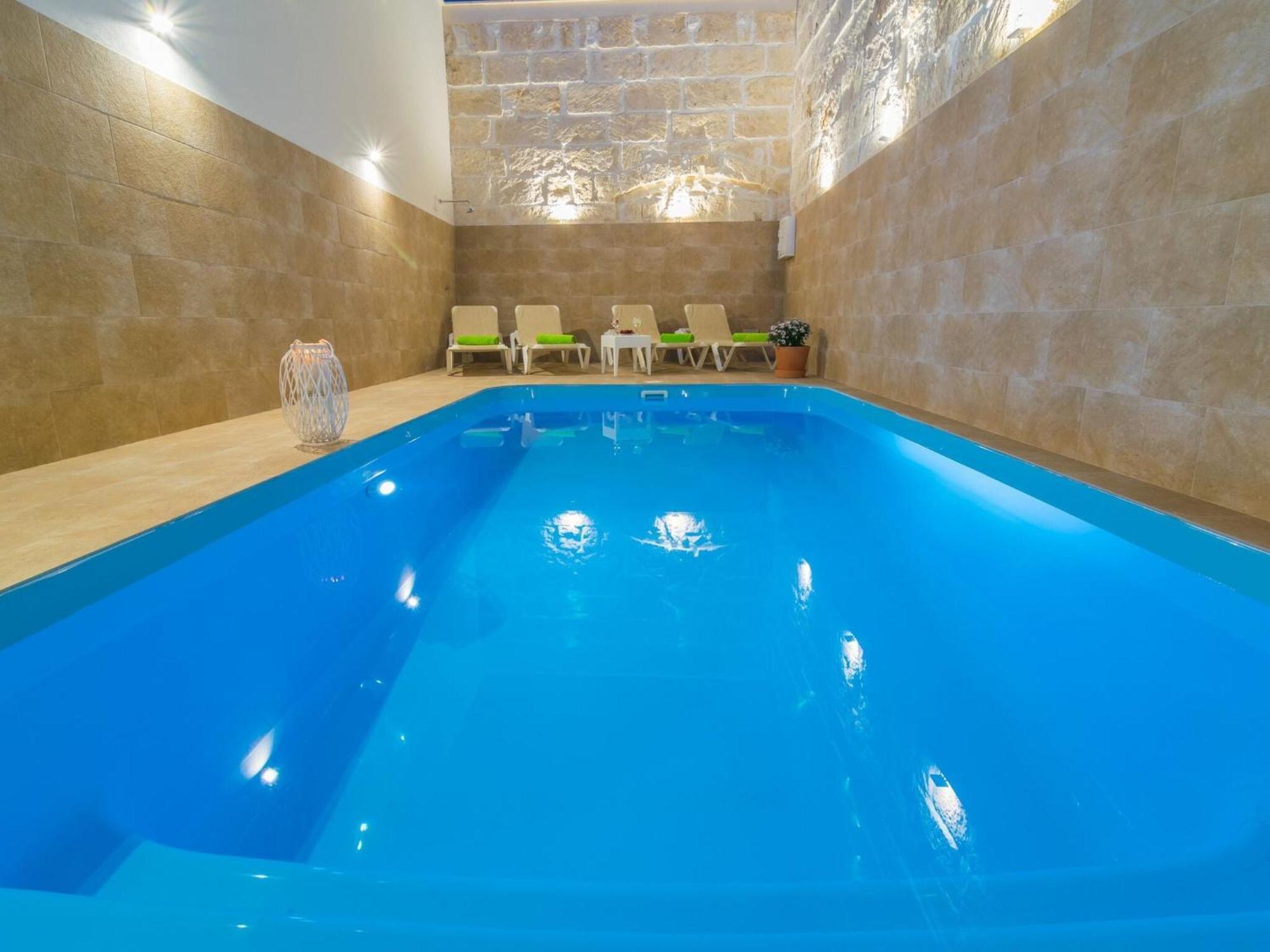 Serra - With Private Pool In