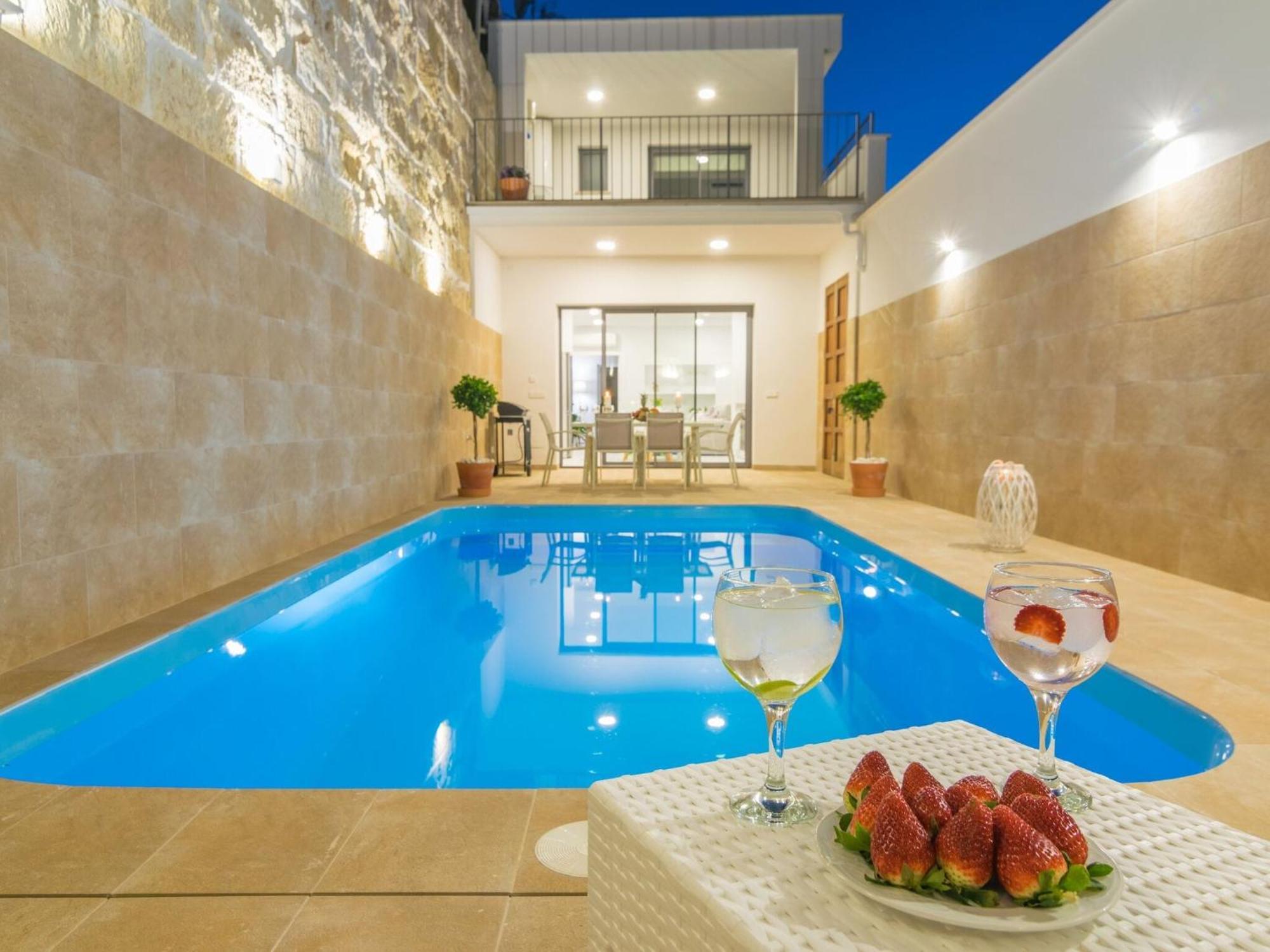Villa Serra - With Private Pool In